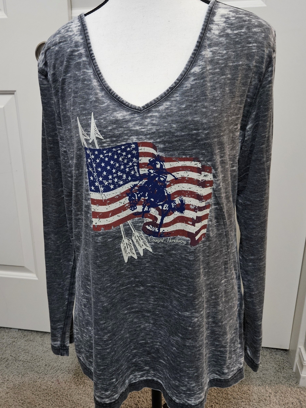 Cowgirl Hardware Women's Long Sleeve V-Neck Tee in Washed Gray with Flag Graphic
